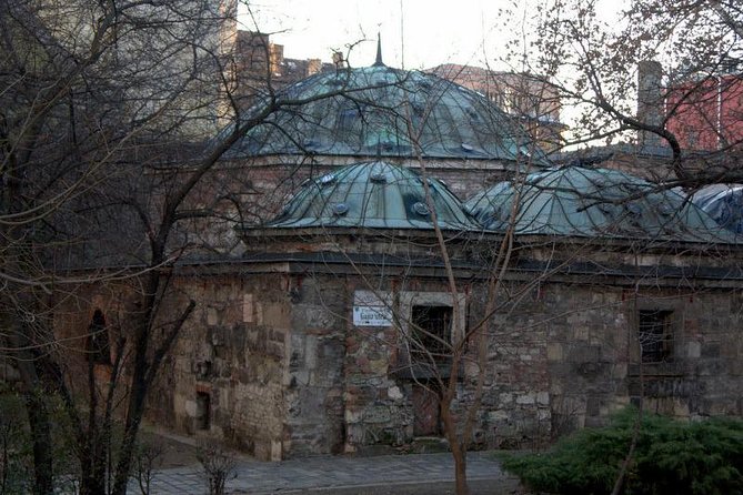 Walk and Cook Budapest - Gul Baba’s Tomb and the Ottoman Thread