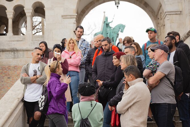 Walking tour in the Buda Castle incl. Fisherman's Bastion - Walking the Árpád Tóth Promenade and Úri Street