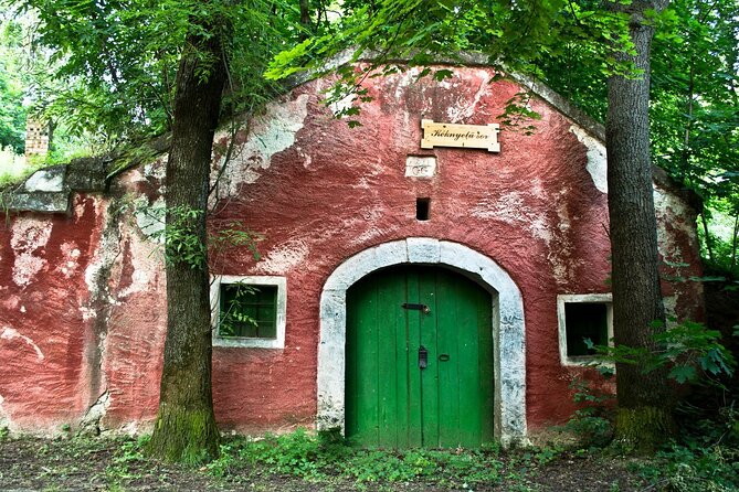 Wine Tasting in the Countryside from Budapest - How the three-hour schedule works